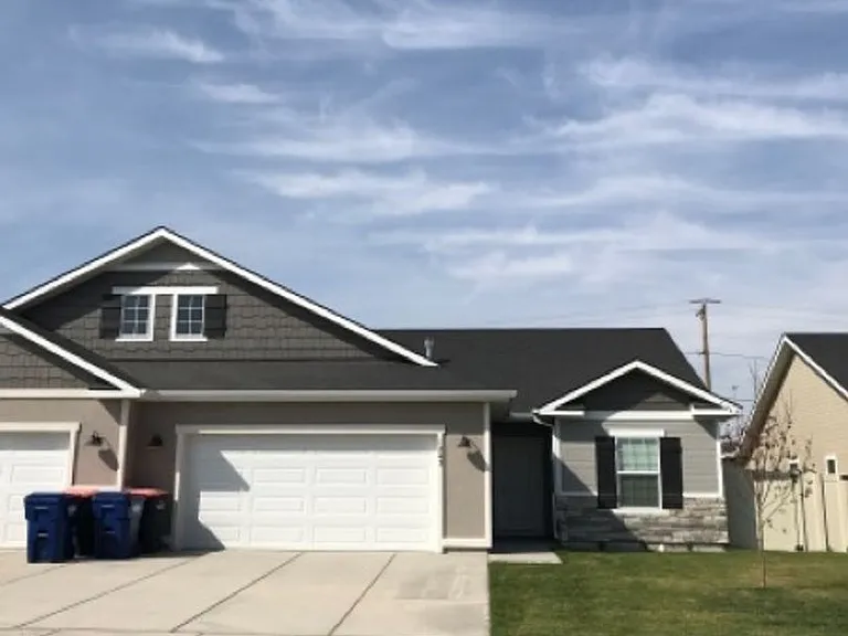 1243 Langford Way — Photo 10