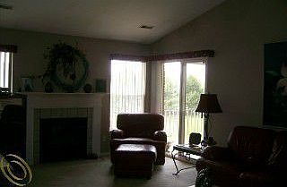 3rd image of 15478 Claremont Dr N