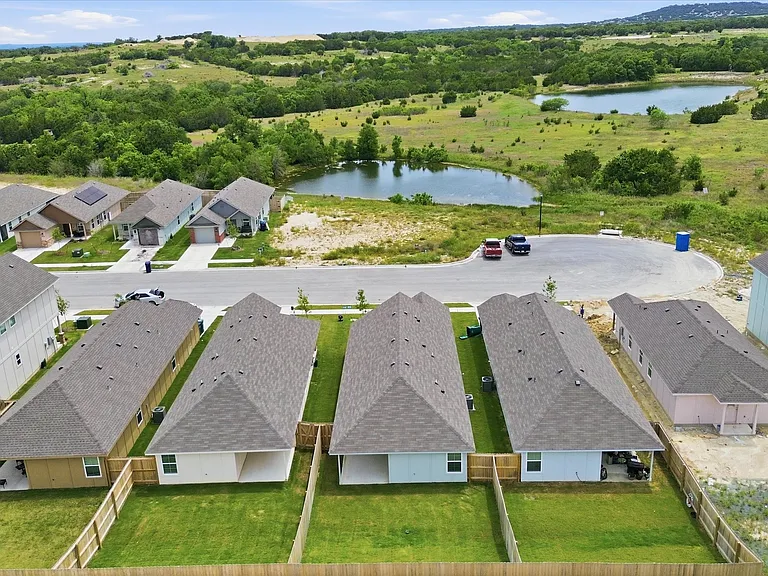 342 Monty Rd — Photo 30