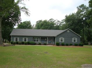 5301 Camellia Ln, Lumberton, NC 28360