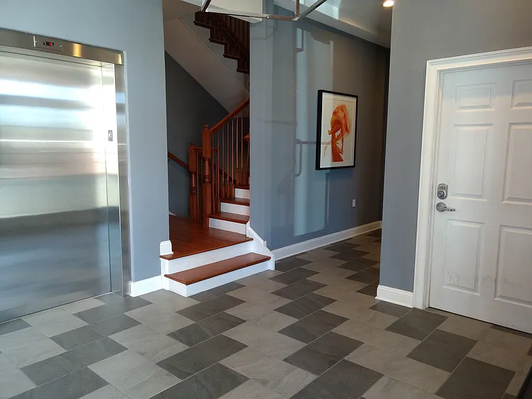 459 Main St #3 — Photo 8