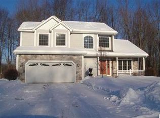 2208 Lake Wood Dr, Jackson, MI 49203