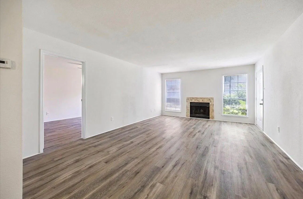 6500 Sands Point Dr — Photo 1