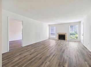 6500 Sands Point Dr APT 407, Houston, TX 77074