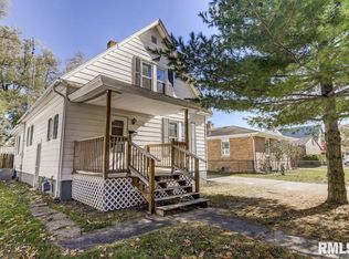 1928 S 1st St, Springfield, IL 62704