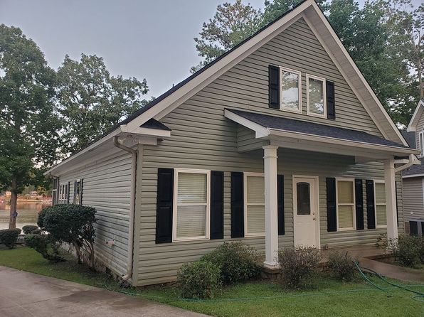 74 Mariners Ln