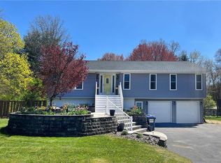 109 Barnes Rd, Washingtonville, NY 10992