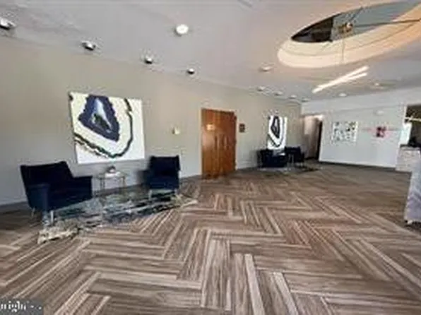 3601 Clarks Ln Unit 220, Baltimore, MD 21215