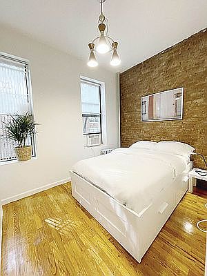 1st image of 212 Delancey St #12