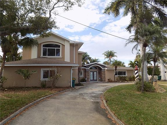 2nd image of 1512 Sea Gull Dr S