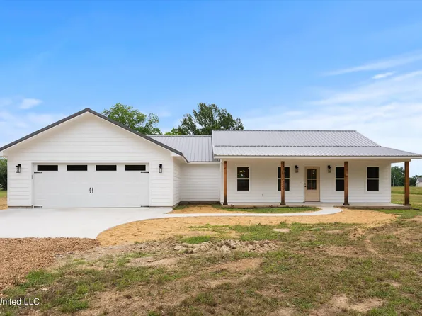 357 Parker Rd, Pope, MS 38658