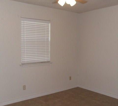 5th image of 1507 Oakdale Cir APT C
