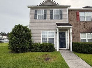 110 Ashwood Dr, Jacksonville, NC 28546