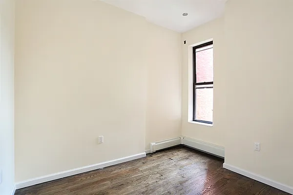 Rented by Corcoran | media 34