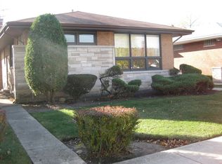5037 Birchwood Ave, Skokie, IL