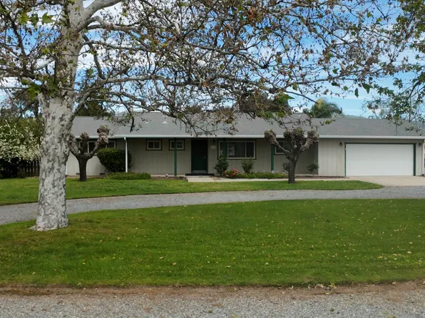 14320 Sycamore Ave, San Martin, CA 95046