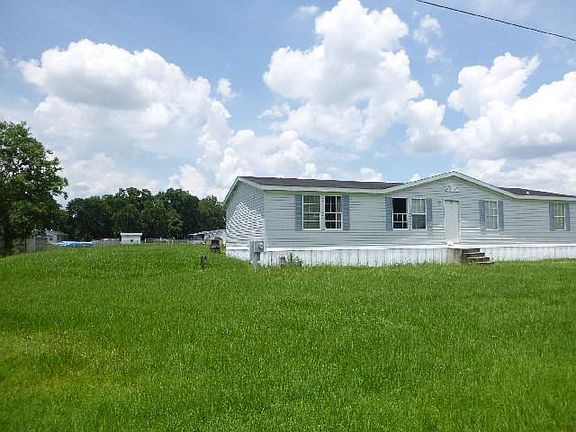 3rd image of 3562 Pioneer Trails Blvd E