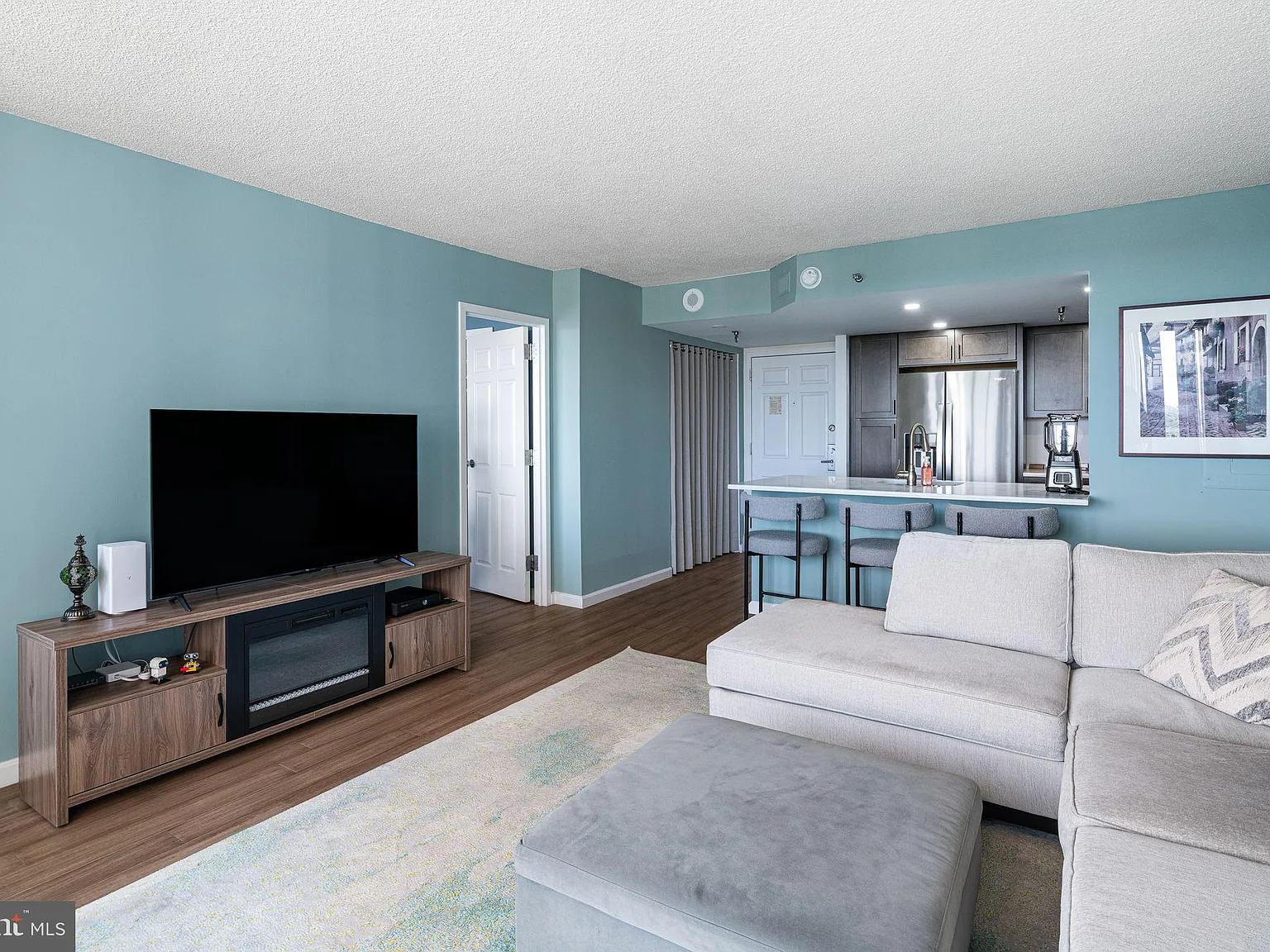 1 bed, 1.0 bath, 716 sqft, $2,250 — Photo 4