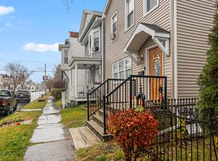 592 5th Ave, Troy, NY 12182