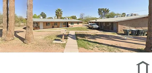2203 N 26th Pl #5