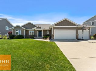 1311 Scenic Ridge Dr, Verona, WI 53593