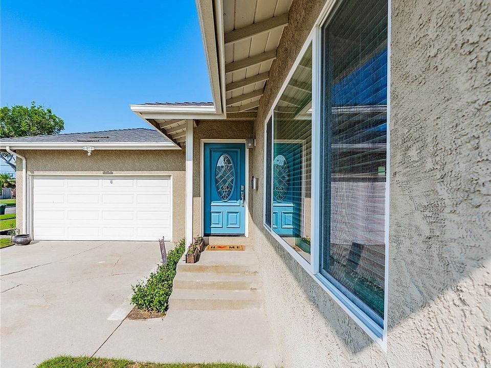 1st image of 5821 Los Amigos St