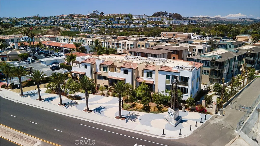 3 bed, 2157 sqft, $6,500 — Photo 3