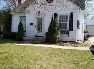 211 E Reed Ave, Manitowoc, WI 54220