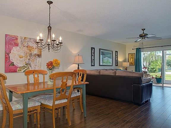 4th image of 3205 Landmark Dr APT 3102