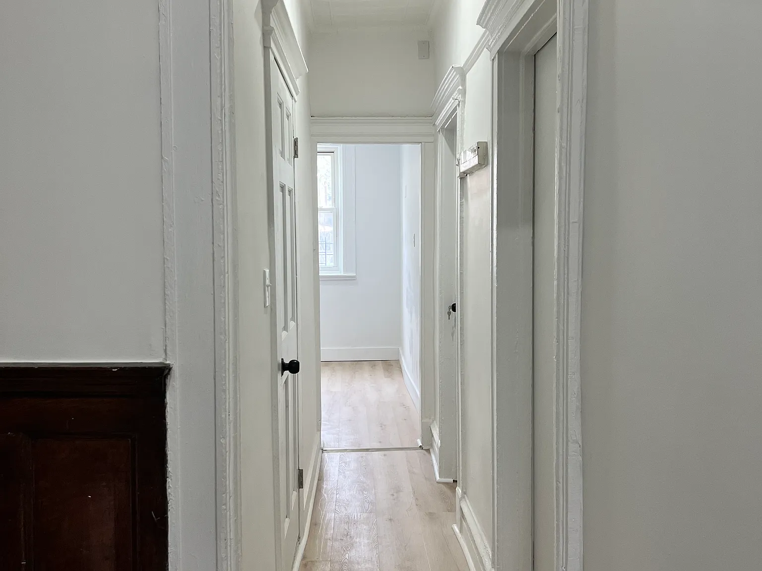 Private Room Shared Kitchen and Bathroom in Renovated Crown Heights Brownstone — Photo 3