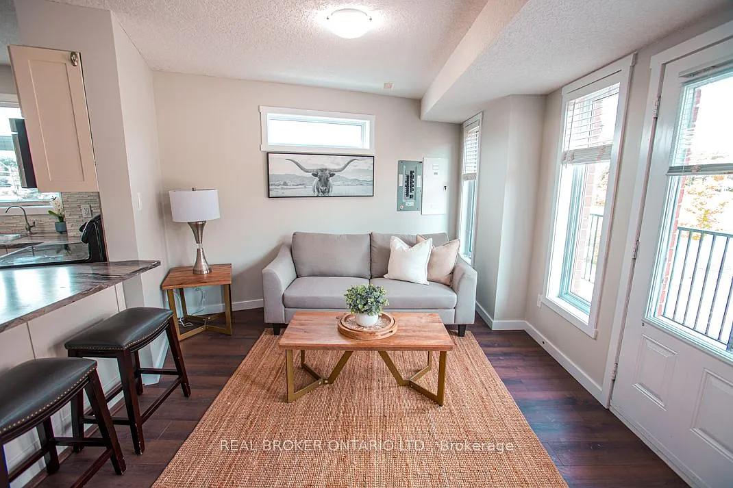 2 bed, $2,400 — Photo 4