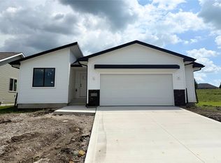 5120 Synergy St, Van Meter, IA 50261