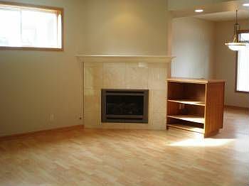 4th image of 15003 Westminster Way N