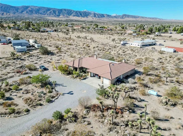 11522 Ponderosa Rd, Pinon Hills, CA 92372