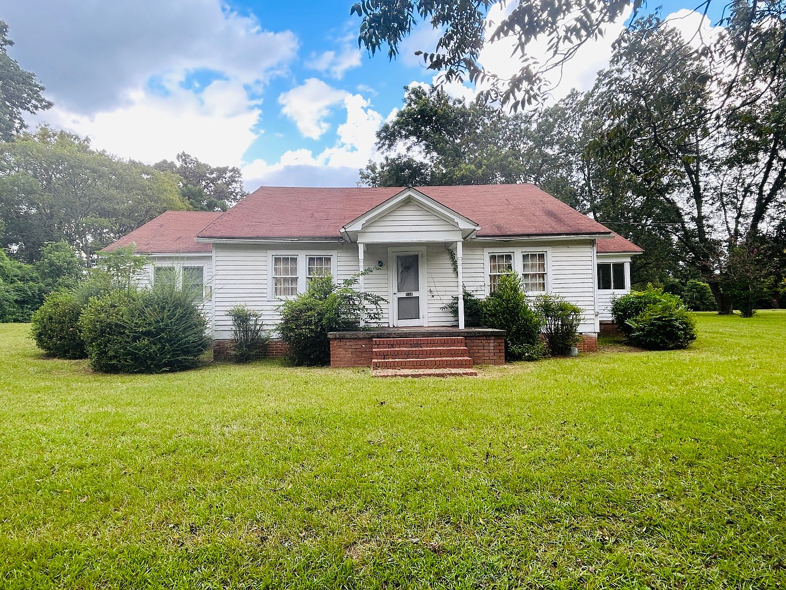 51 N Main St, Jeffersonville, GA 31044 Zillow