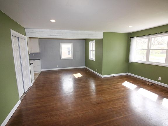 5th image of 1929 N Bolton Ave