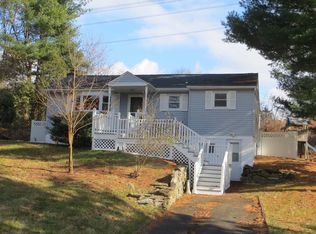 14 Tiger Rd, Hopewell Junction, NY 12533