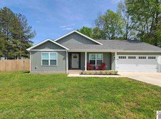 67 Cunningham Ln, Murray, KY 42071
