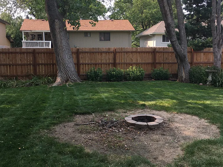 Blackwell Dr — Photo 23