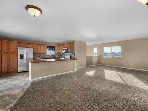 2nd image of 2165 Broadmoor Road Cir #A