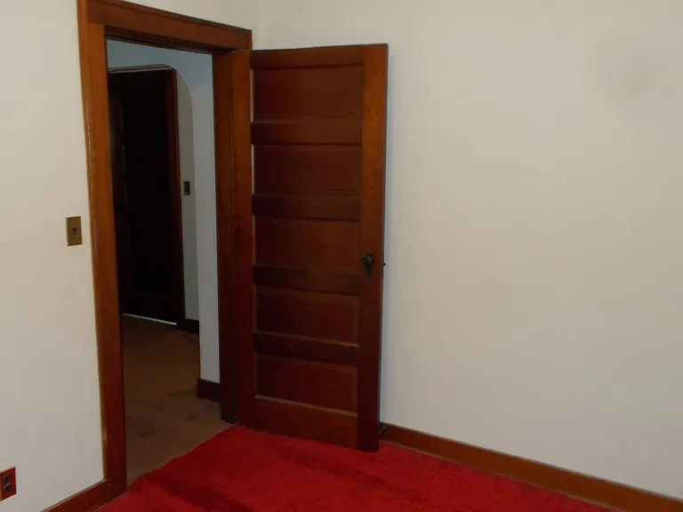 3611 Chester Blvd — Photo 18