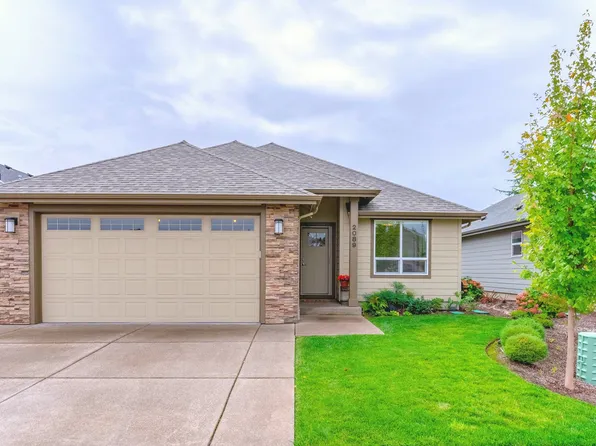 2089 SE Academy St, Dallas, OR 97338