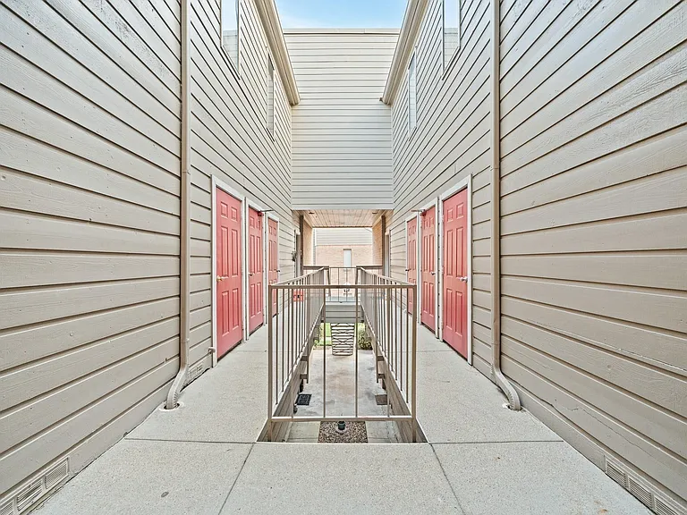 2023 Gentryside Dr #204 — Photo 8