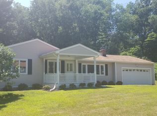 7 Evergreen Dr, Bethel, CT 06801