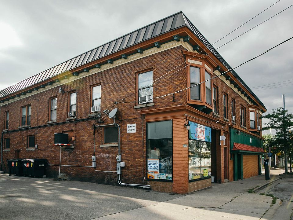 1st image of 962 E Fulton St #9