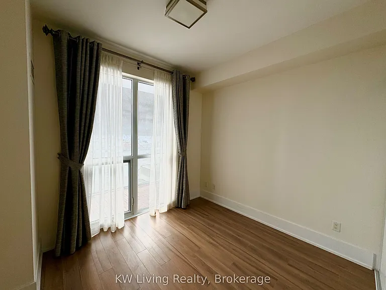 300 Front St W #3012 — Photo 15