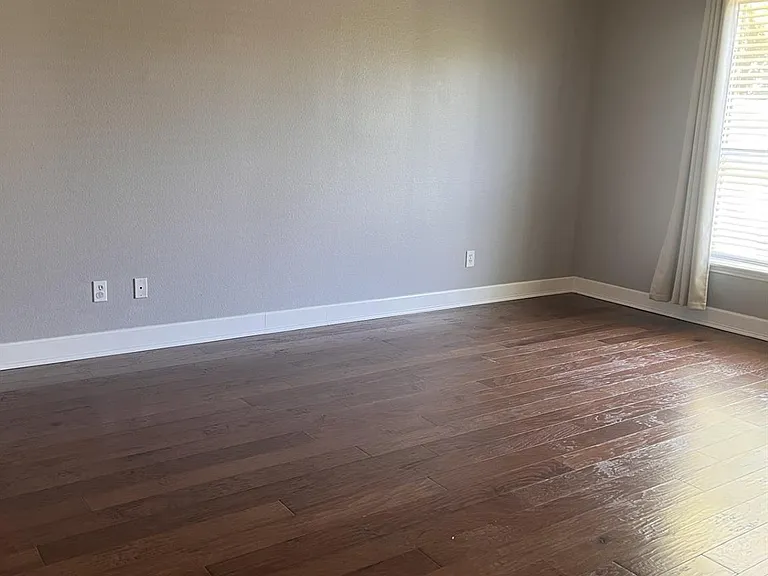 9327 Restover Ln — Photo 15