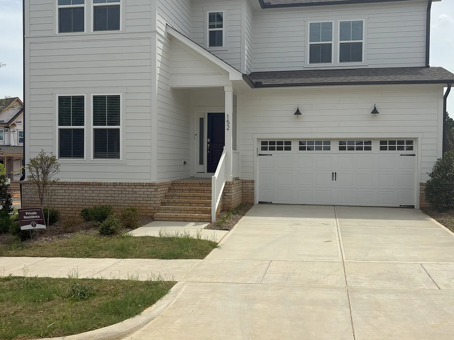 5 bed, 3435 sqft, $3,350 — Photo 2