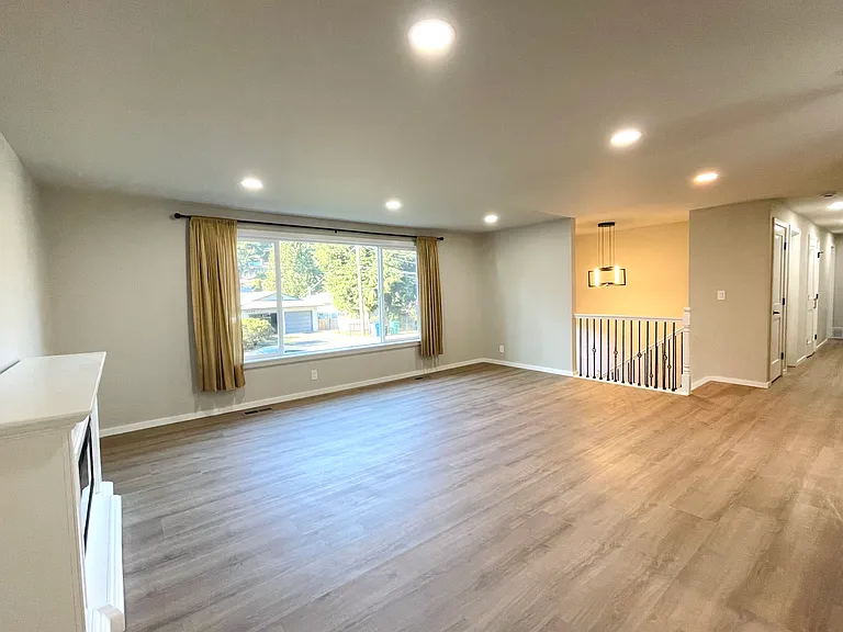 16332 Wallingford Ave N — Photo 15