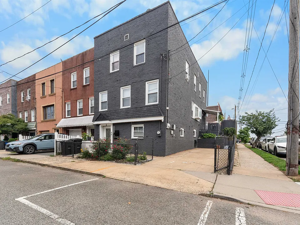 2 Egan Ct #2